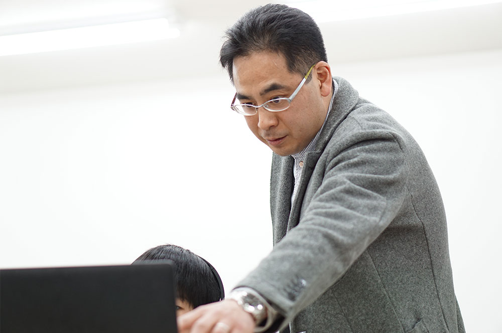 個別指導ミカタ塾　塾長　藤沢慎也